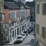 Il Gatto E La Volpe Between The Center And The Station Appartement Vercelli